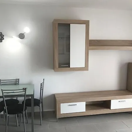 Coqueto Apartamento En La Playa De Las Americas