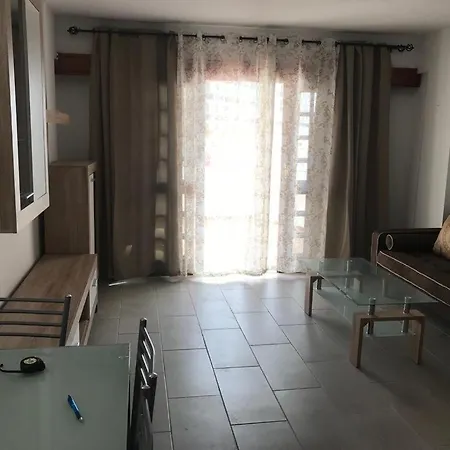 Coqueto Apartamento En La Playa De Las Americas *